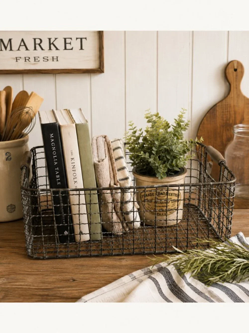 Vintage Industrial Wavy Wire Storage Basket with Wood Handles – Farmhouse Decor